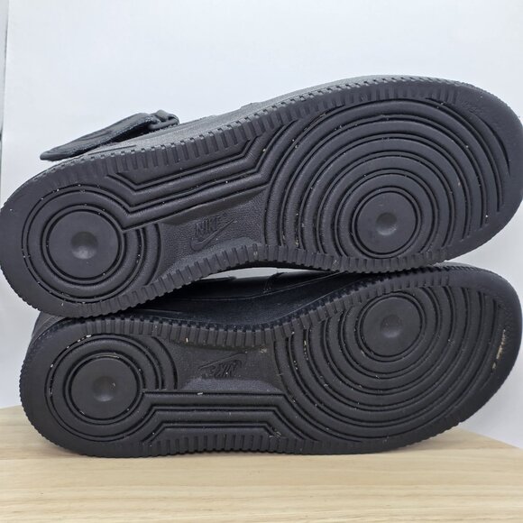 NIKE Air Force 1 Mid '07 Triple Black Women's Size 8.5 314195-004 Unisex GS 7Y - Picture 8 of 9